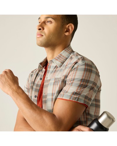 Chemise Rando Manches Courtes Homme Regatta "Anti-Insect Travel Light S/S Shirt"