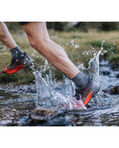 Chaussure de Trail Homme Lowa "Amplux"